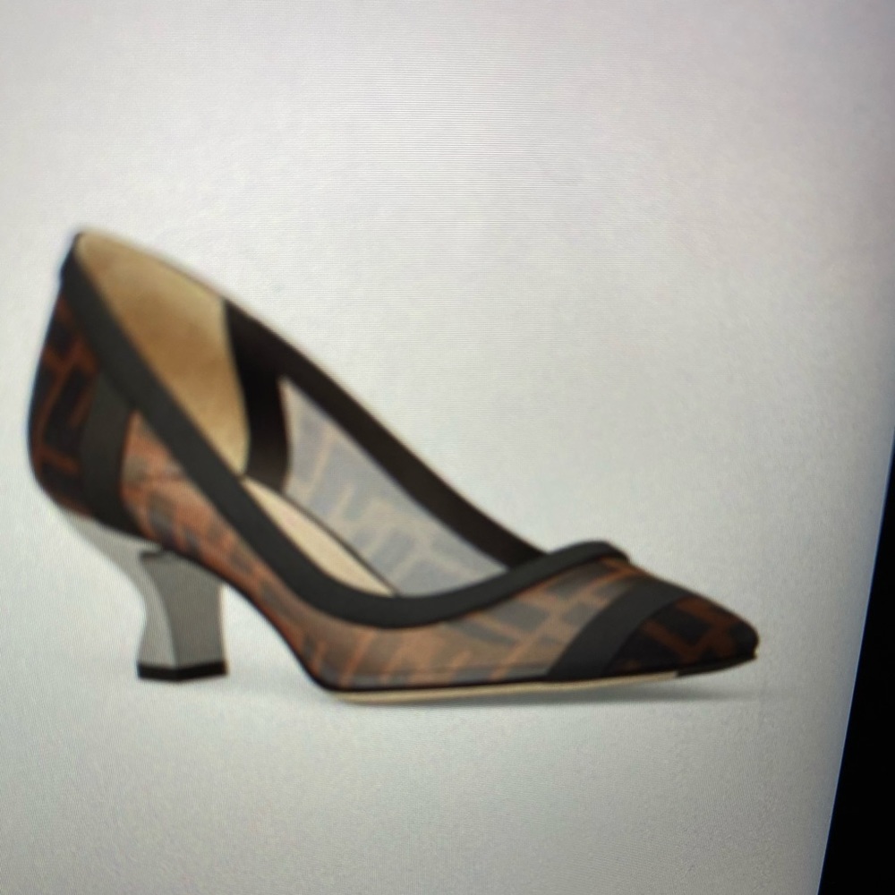 Fendi décolleté rete heels